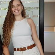 Abogada de la Universidad Nacional de Rosario. Ofrezco clases particulares para estudiantes de nivel secundario y universitario